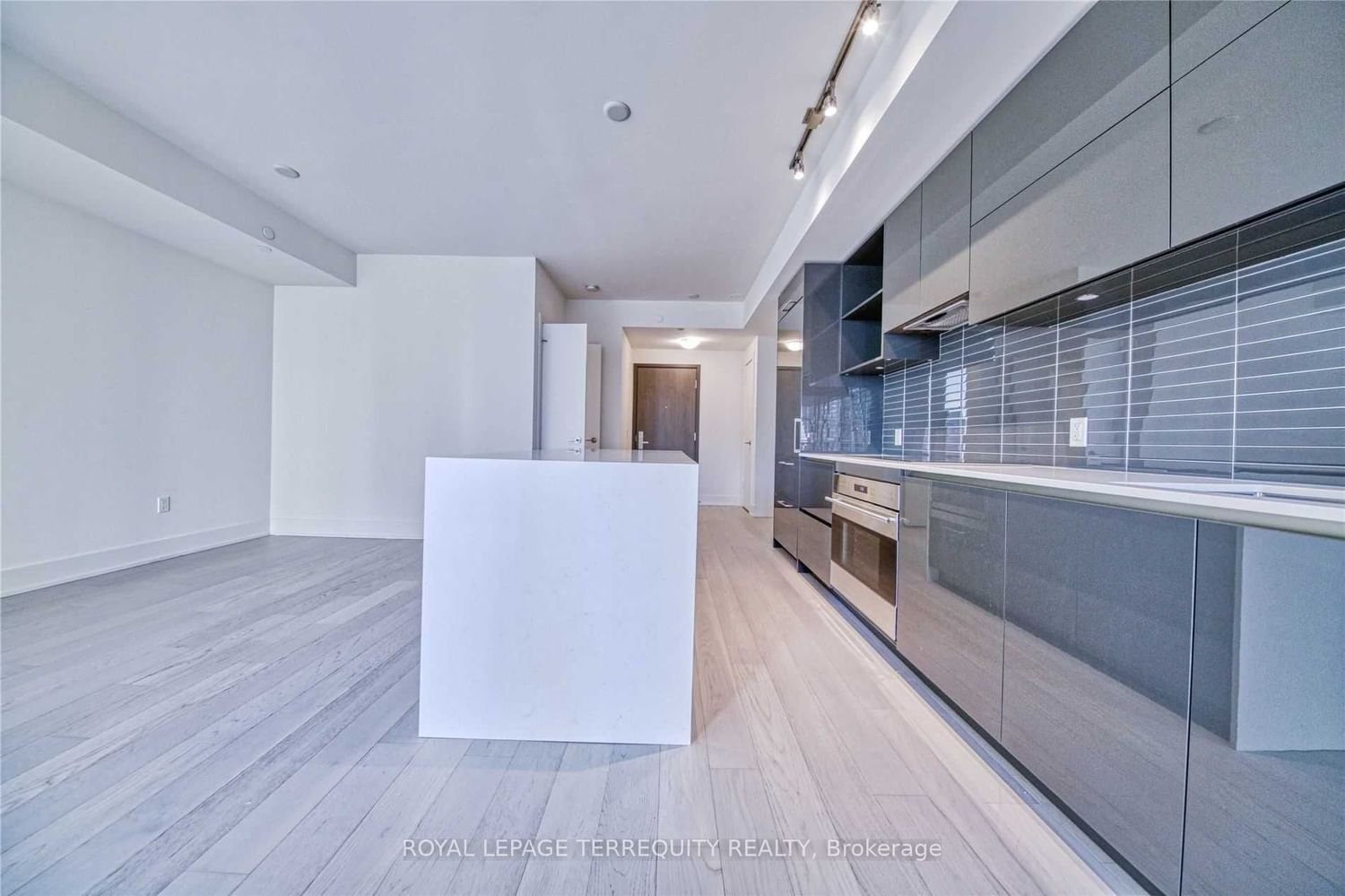 1 Yorkville Ave, unit 3501 for sale - image #7