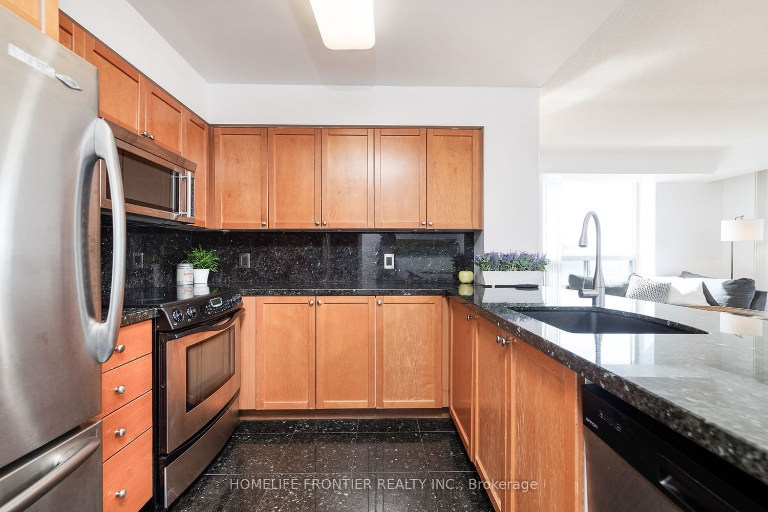 23 Hollywood Ave, unit 3610 for sale - image #7