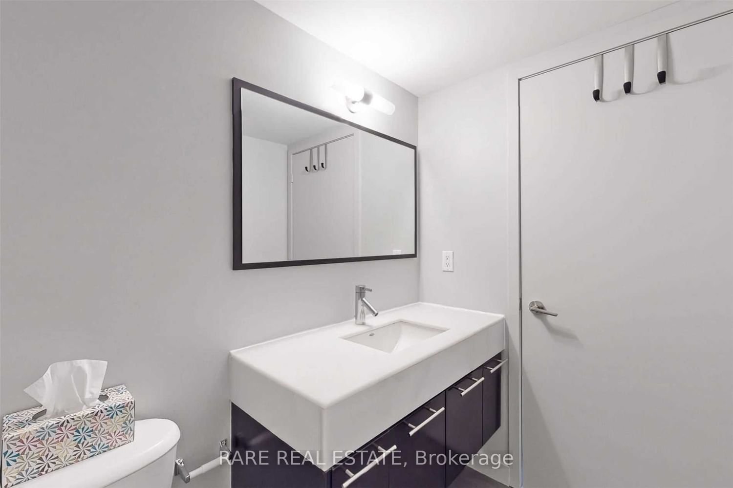 126 Simcoe St, unit 2702 for rent - image #23