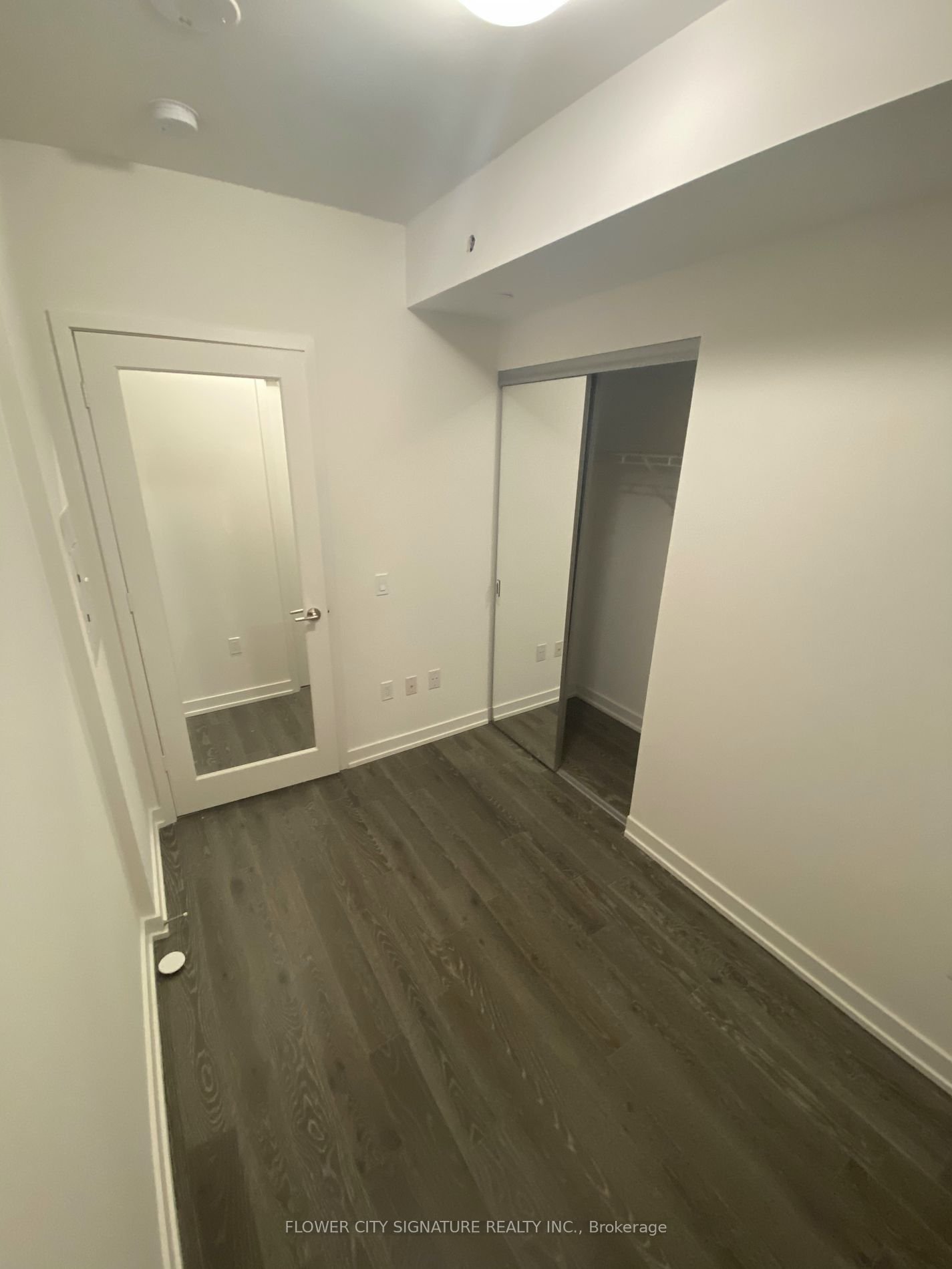 1 Yorkville Ave, unit 3007 for rent - image #5