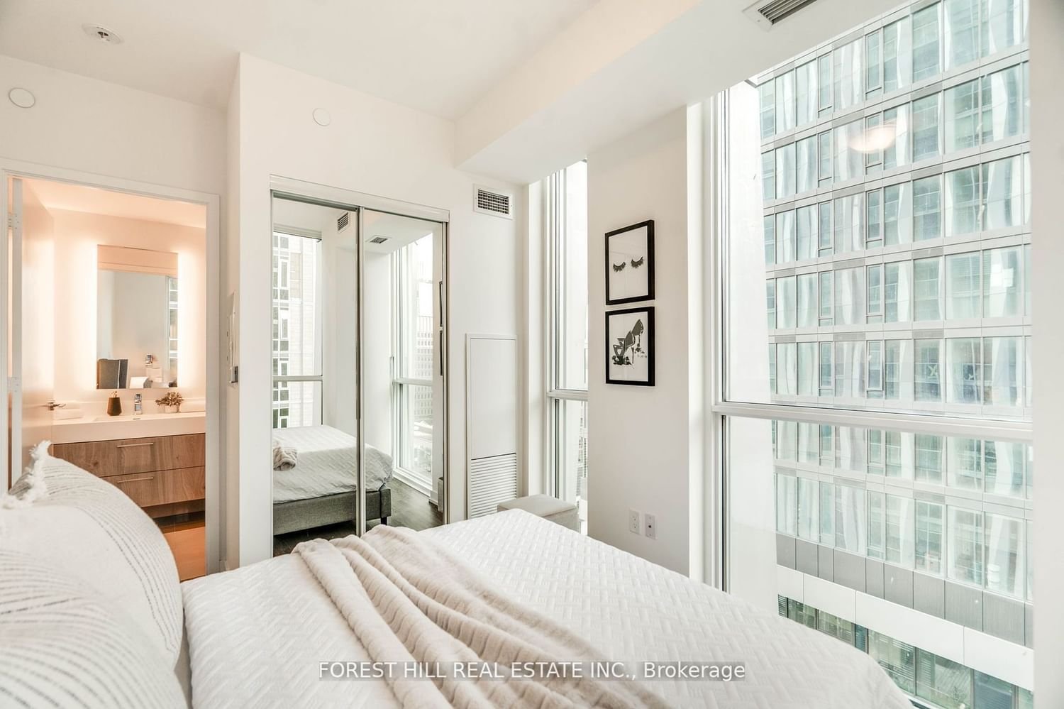 1 Yorkville Ave, unit 802 for sale - image #24