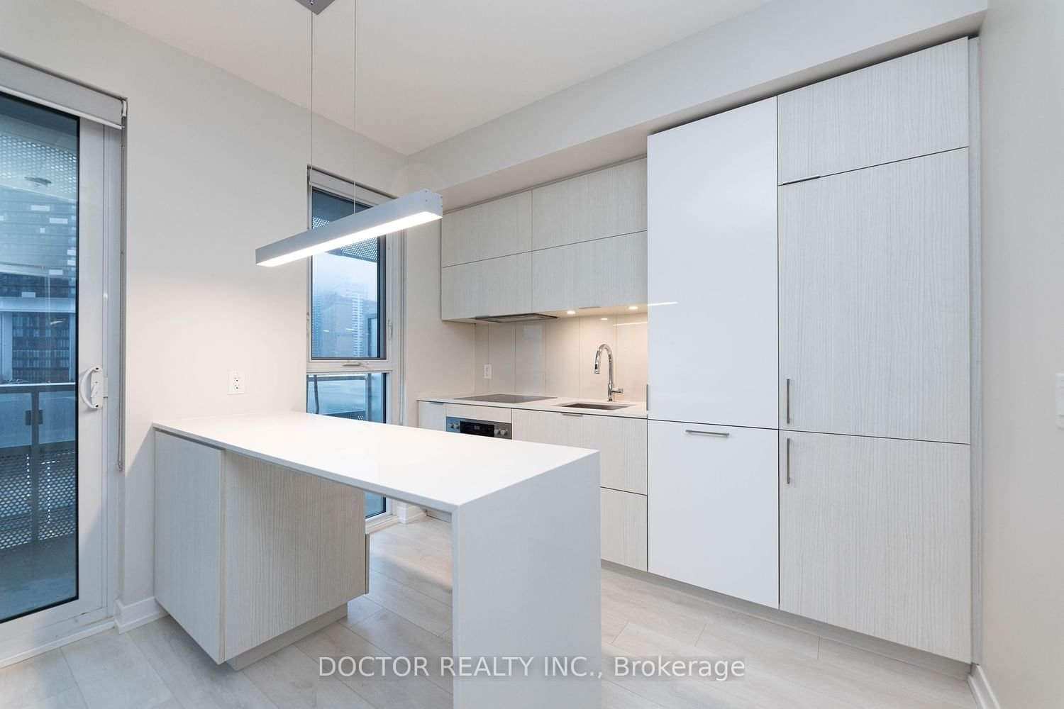 15 Lower Jarvis St, unit 507 for rent - image #7