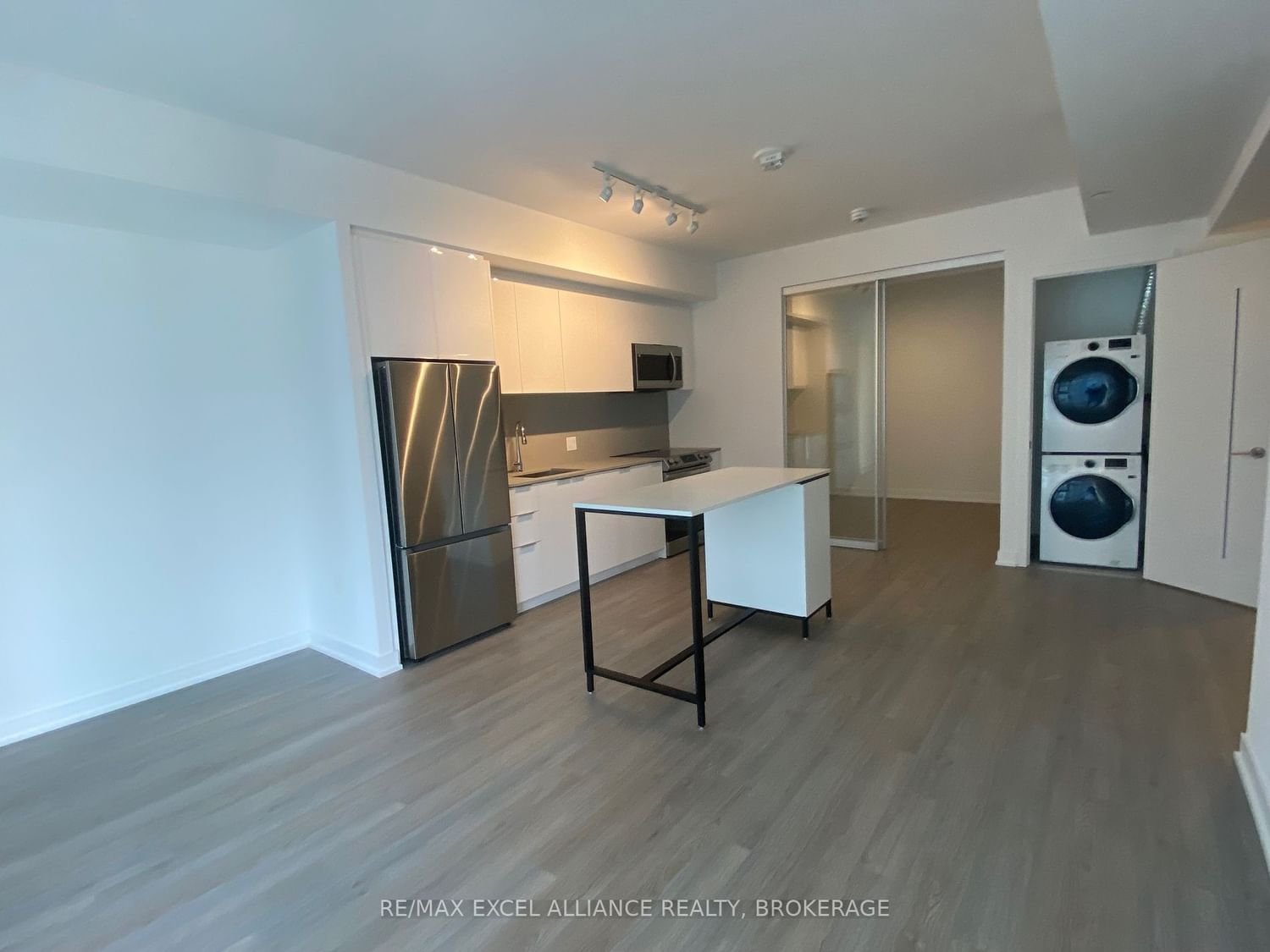 357 King St W, unit 2909 for rent - image #13