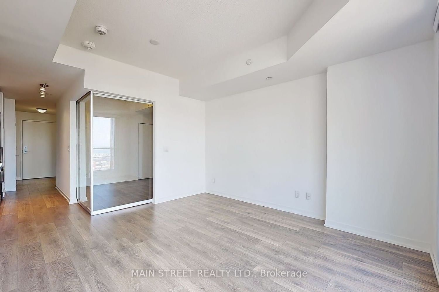 49 East Liberty St, unit 2306 for rent - image #9