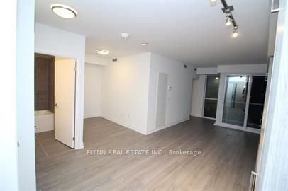 77 Mutual St, unit 1701 for rent - image #9
