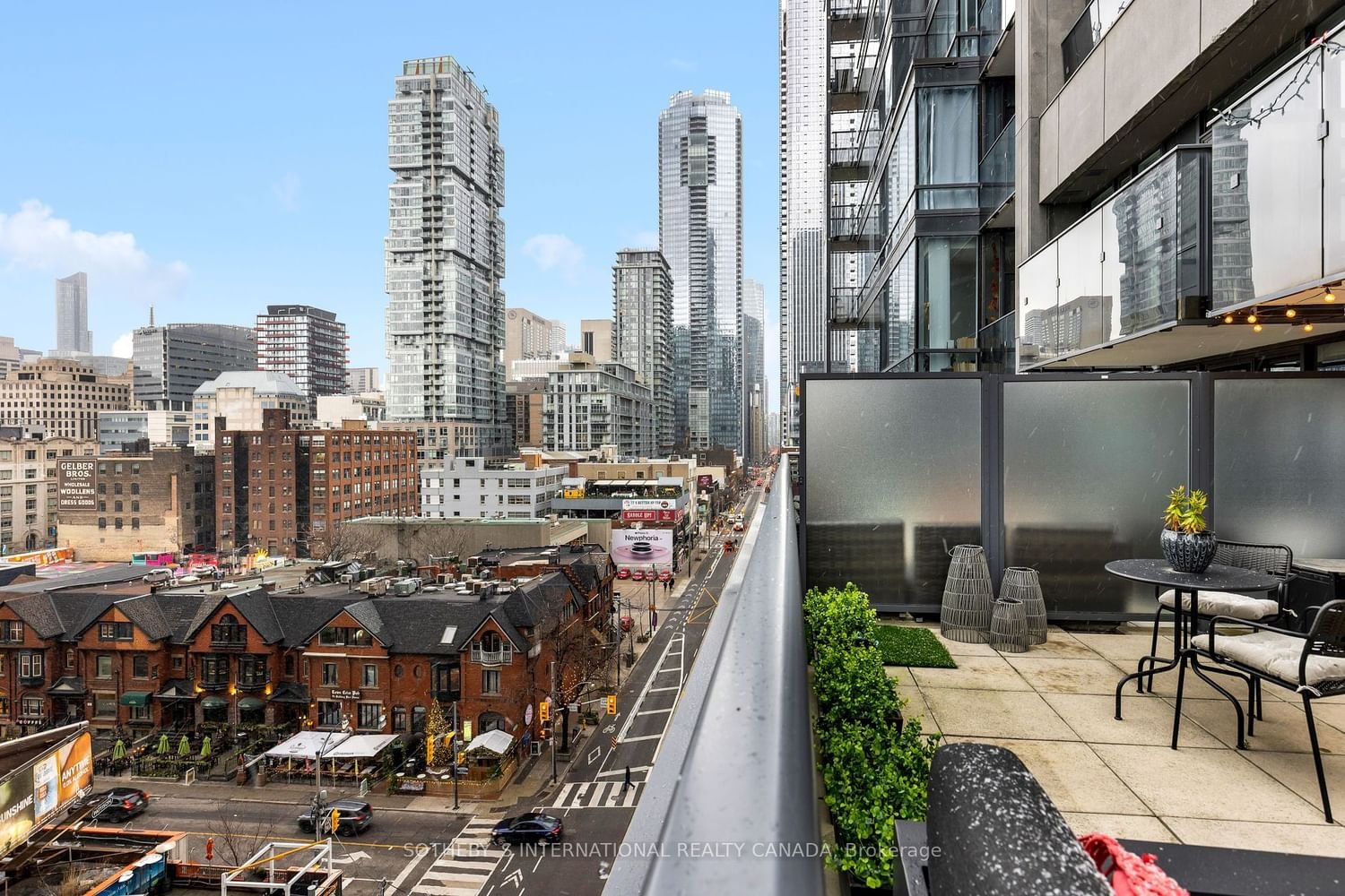 295 Adelaide St W, unit 901 for sale - image #2