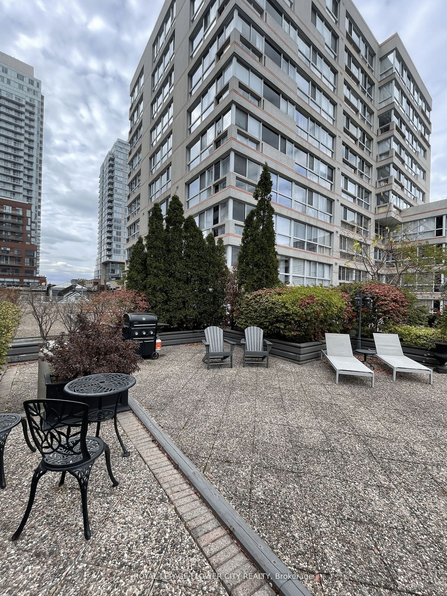 7 Broadway Ave, unit 604 for sale - image #26