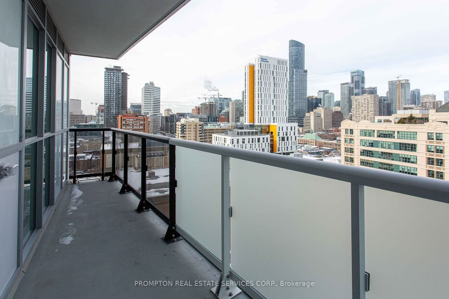 77 Mutual St, unit 1808 for rent - image #10