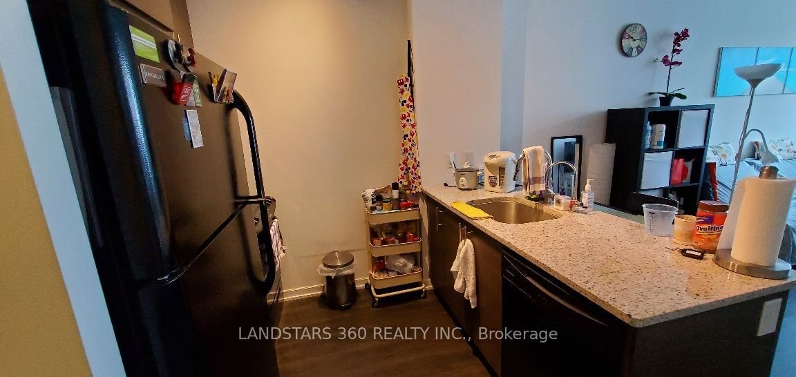 70 Forest Manor Rd, unit 1201 for rent - image #3