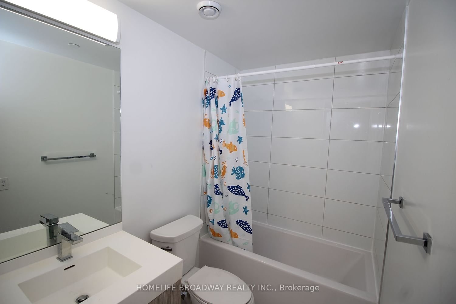 251 Jarvis St, unit 738 for rent - image #6