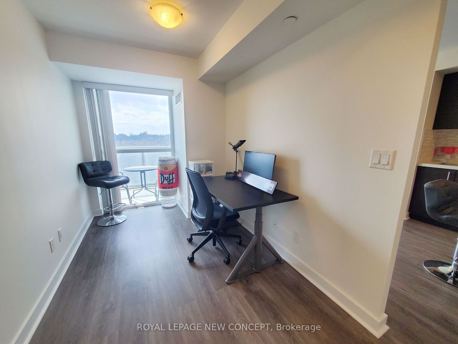 58 Orchard View Blvd, unit 701 for sale - image #11