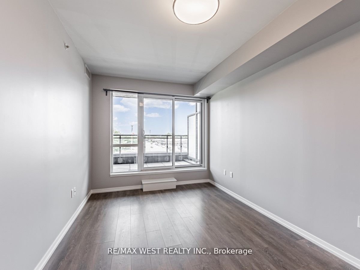 3237 Bayview Ave, unit 305 for rent - image #12