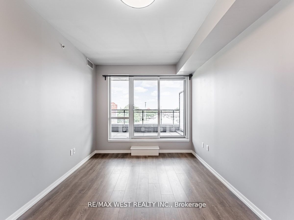 3237 Bayview Ave, unit 305 for rent - image #13