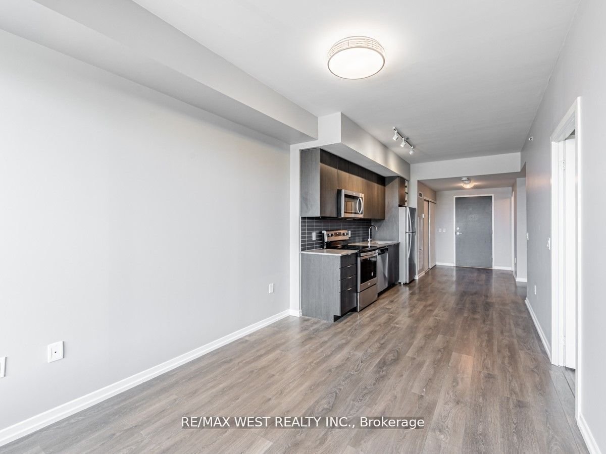3237 Bayview Ave, unit 305 for rent - image #15
