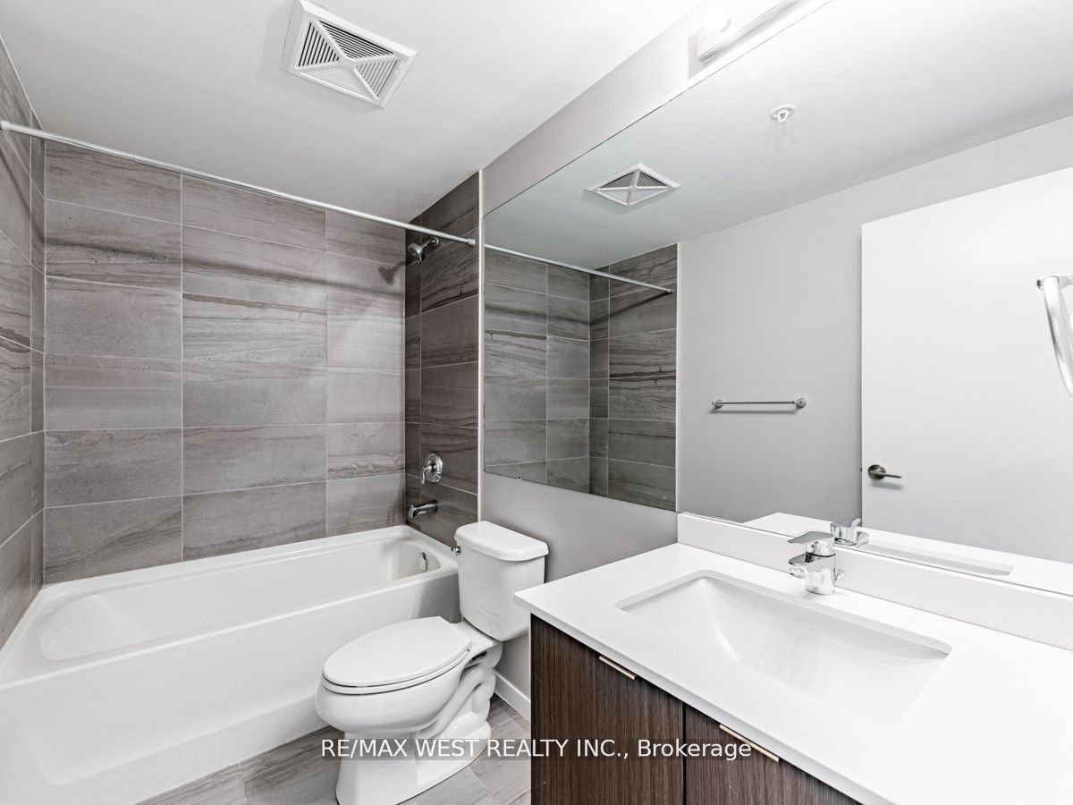 3237 Bayview Ave, unit 305 for rent - image #20