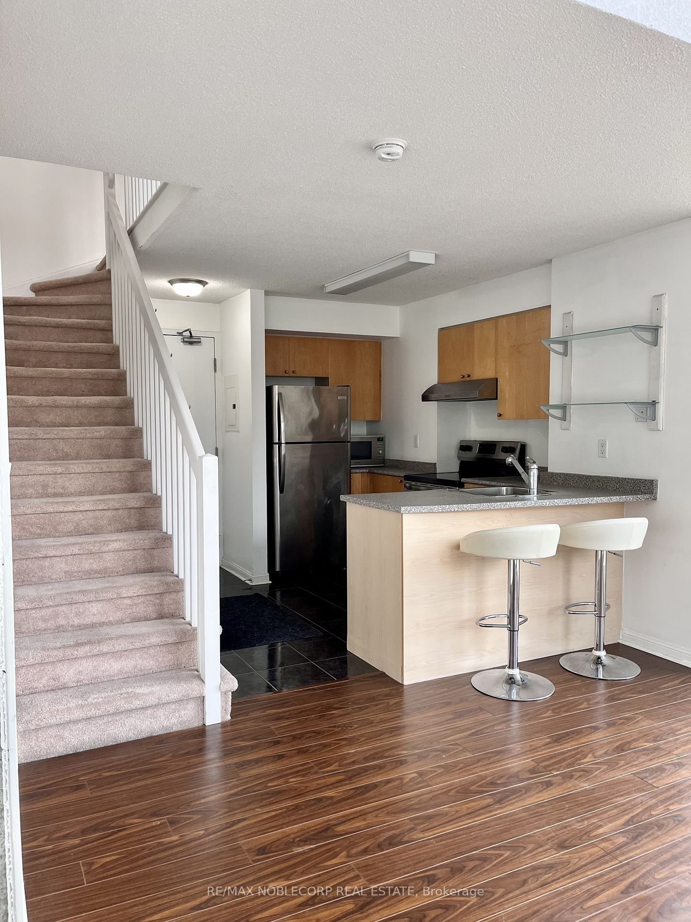 1029 King St W, unit 208 for rent - image #4