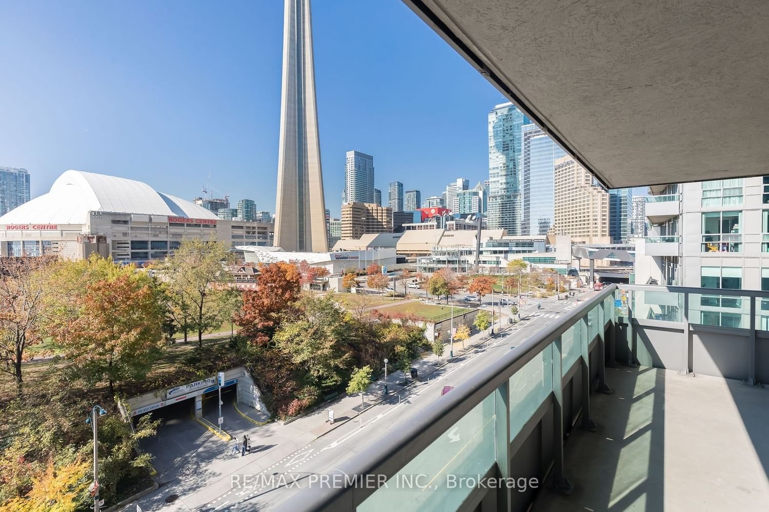 25 Lower Simcoe St, unit 718 for rent - image #21