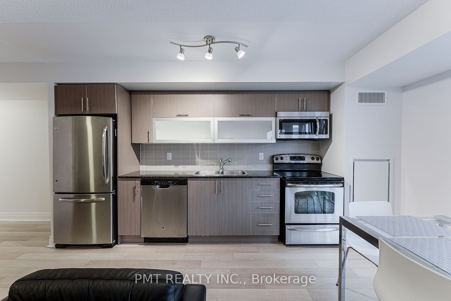 28 Ted Rogers Way, unit 1508 for sale - image #2