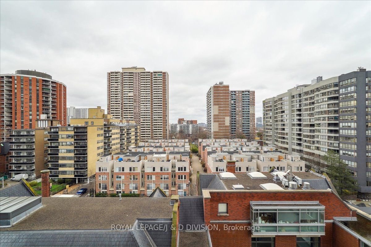 281 Mutual St, unit 809 for sale - image #18