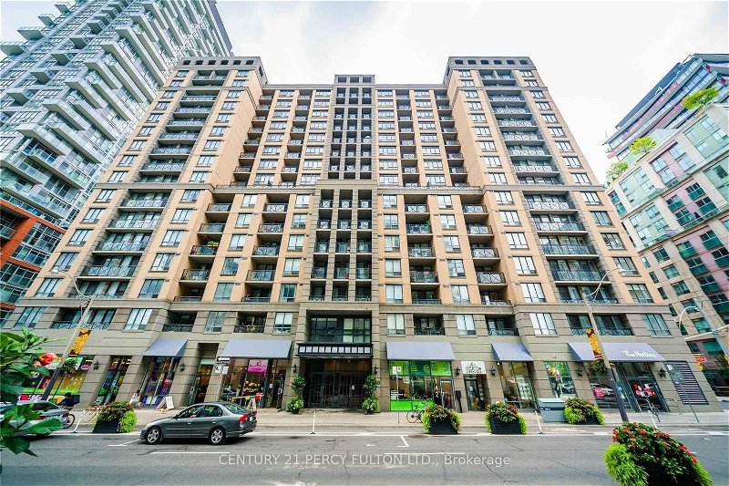 140 Simcoe St, unit 809 for rent - image #1