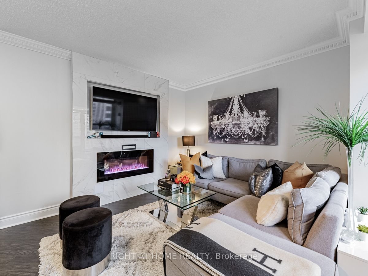 15 Northtown Way, unit 615 for sale - image #18