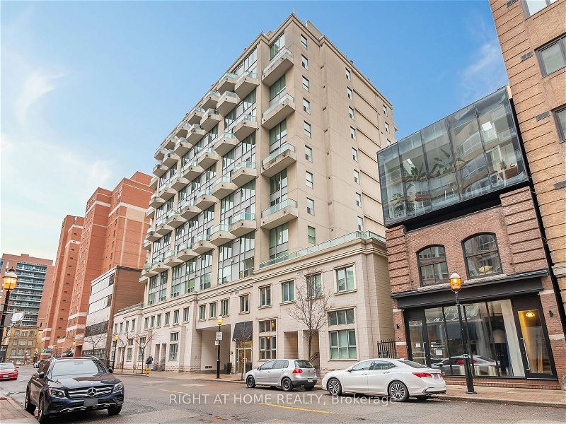 77 Lombard St, unit 302 for rent - image #1