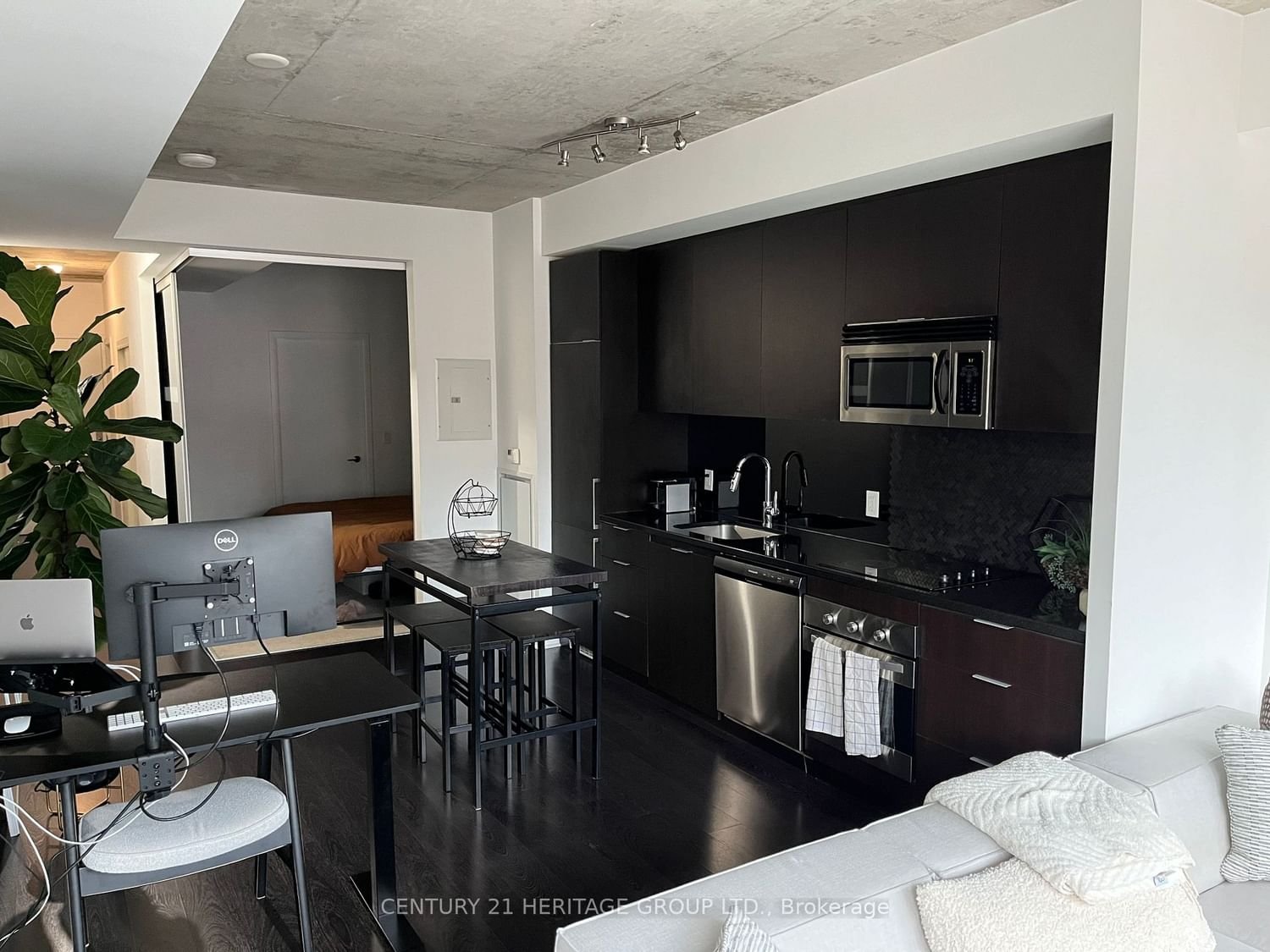 478 King St W, unit 309 for rent - image #9