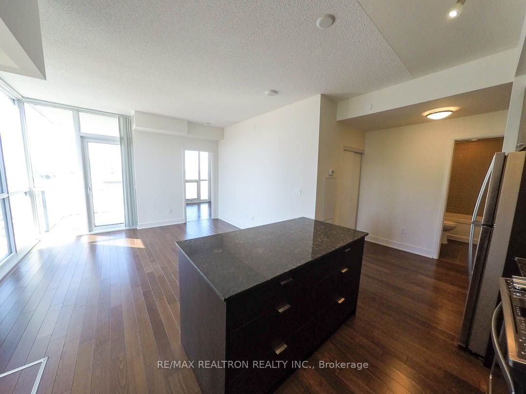 88 Sheppard Ave E, unit 1408 for rent - image #5