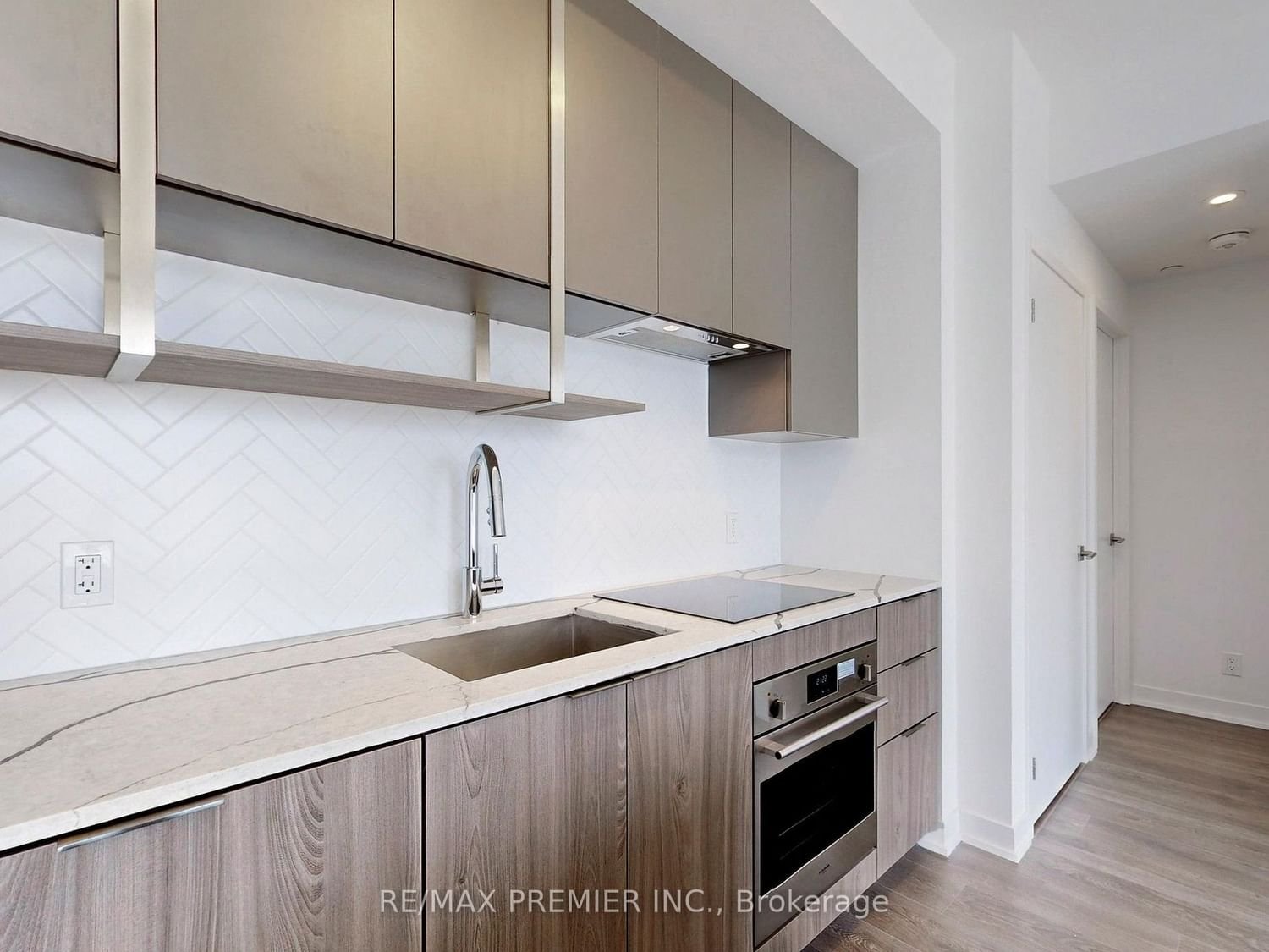 15 Holmes Ave, unit 1311 for sale - image #11