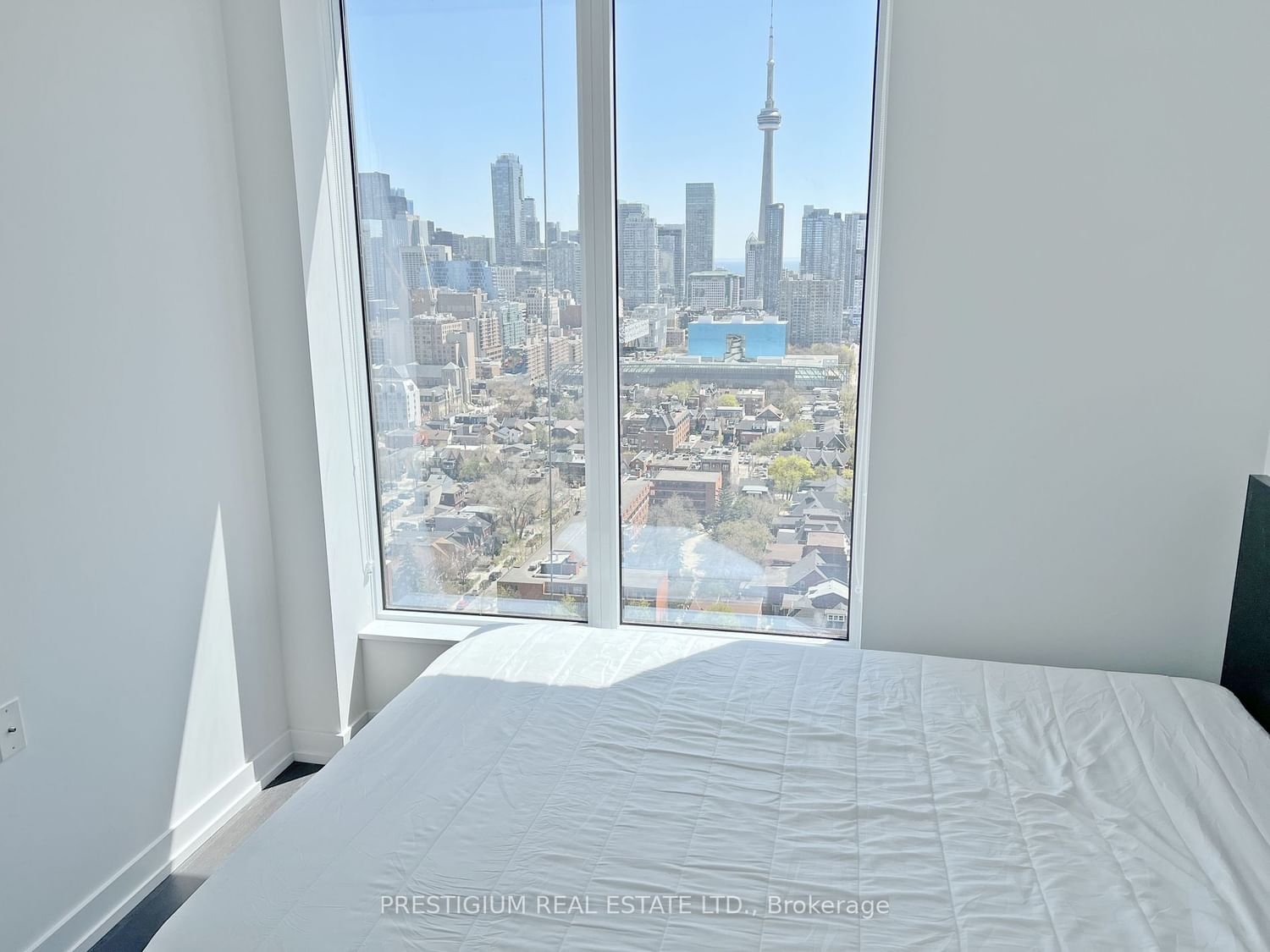 203 College St, unit 2401 for rent - image #7