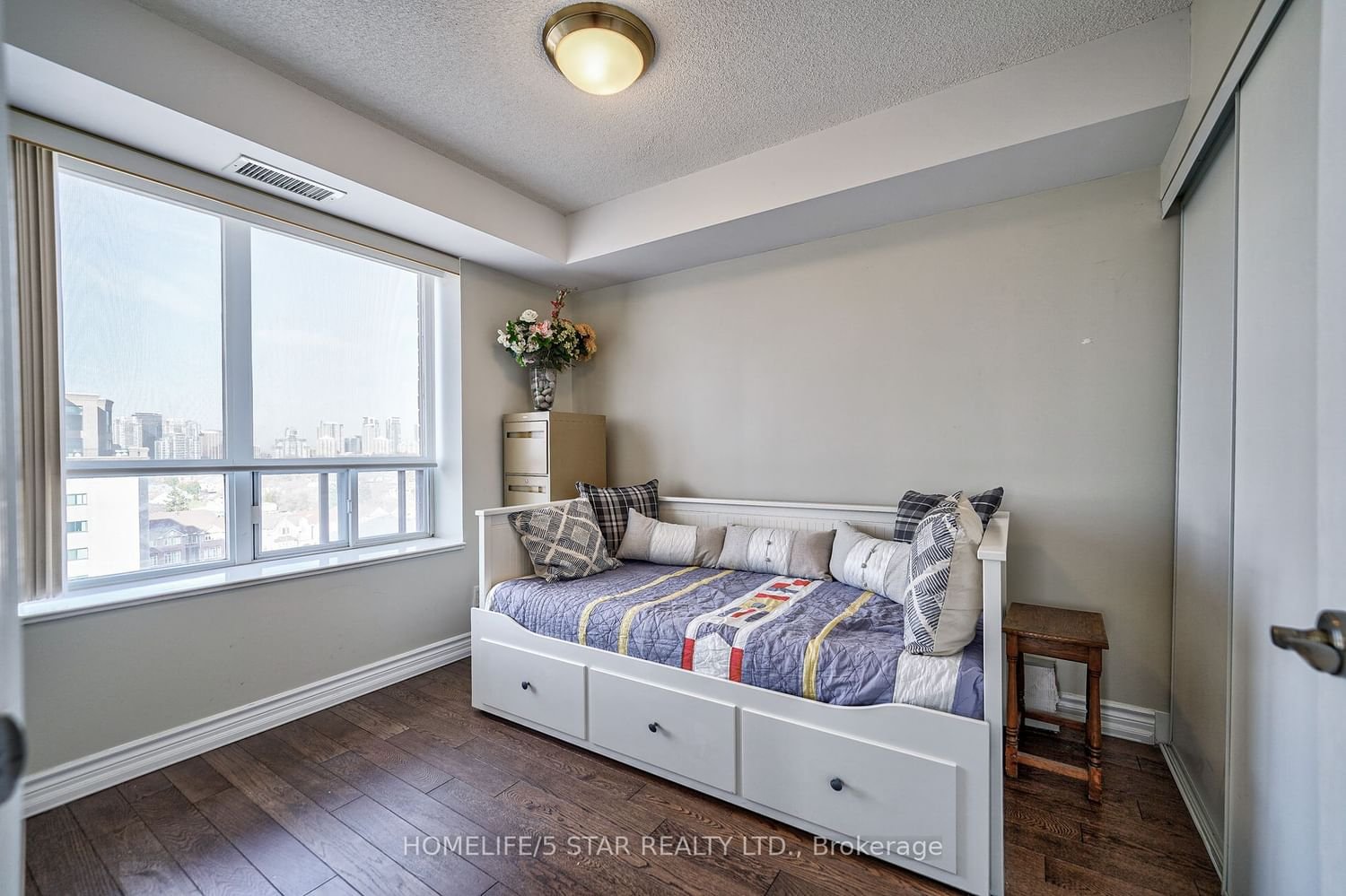 2 Clairtrell Rd, unit 905 for sale - image #22