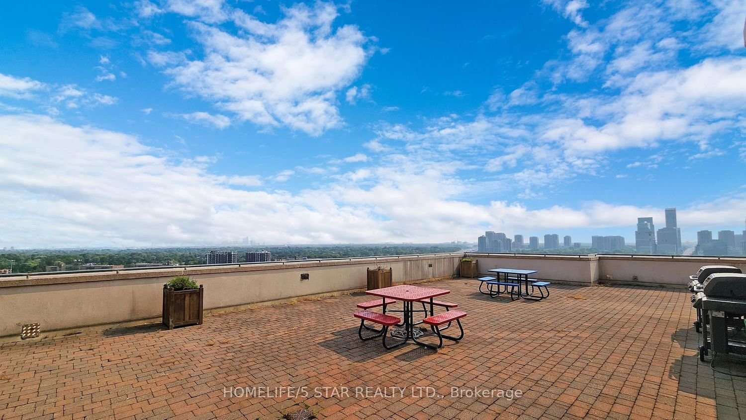 2 Clairtrell Rd, unit 905 for sale - image #39