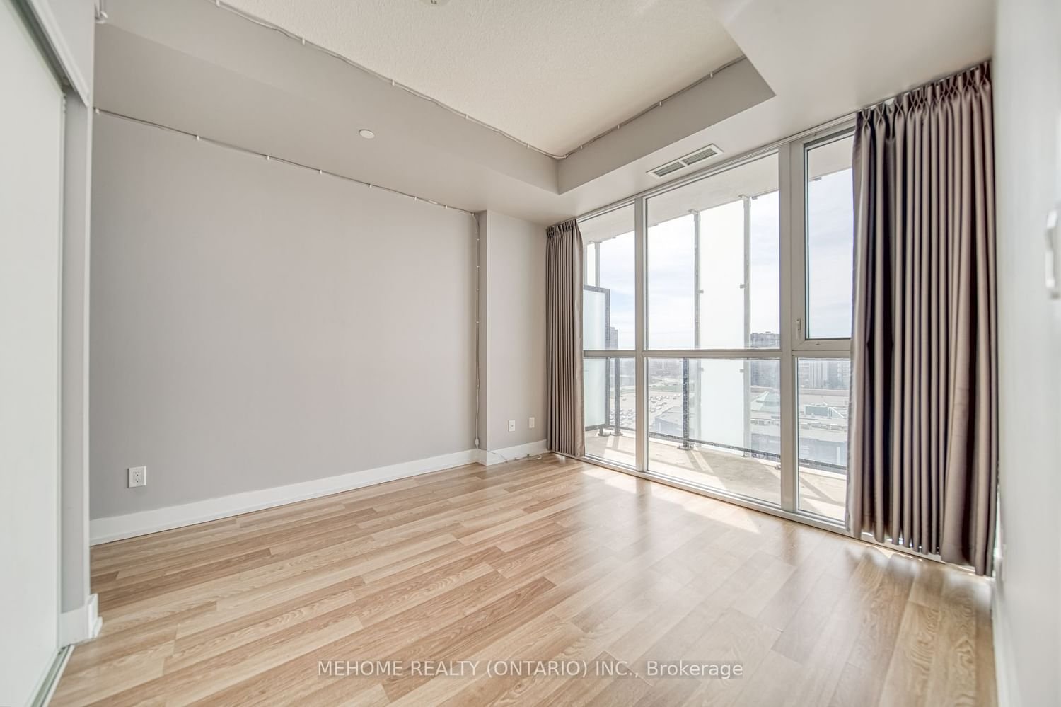 150 Fairview Mall Dr, unit 1302 for rent - image #14