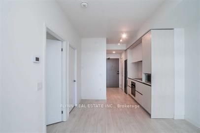 34 Tubman Ave, unit 813 for rent - image #3