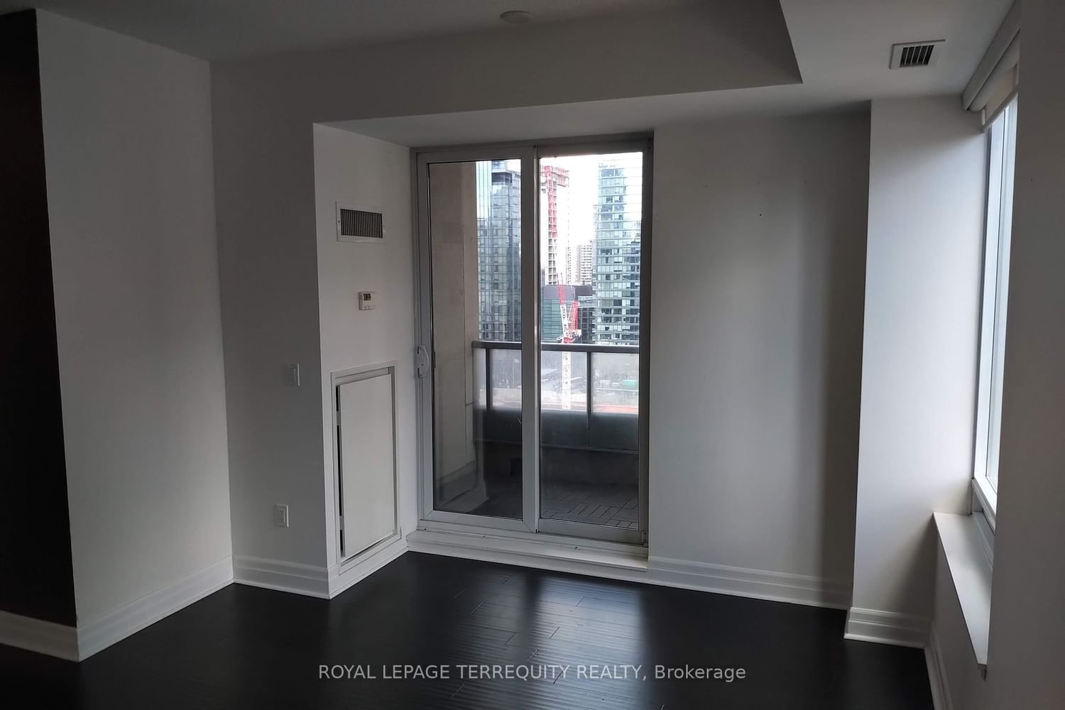 35 Balmuto St, unit 1504 for rent - image #15