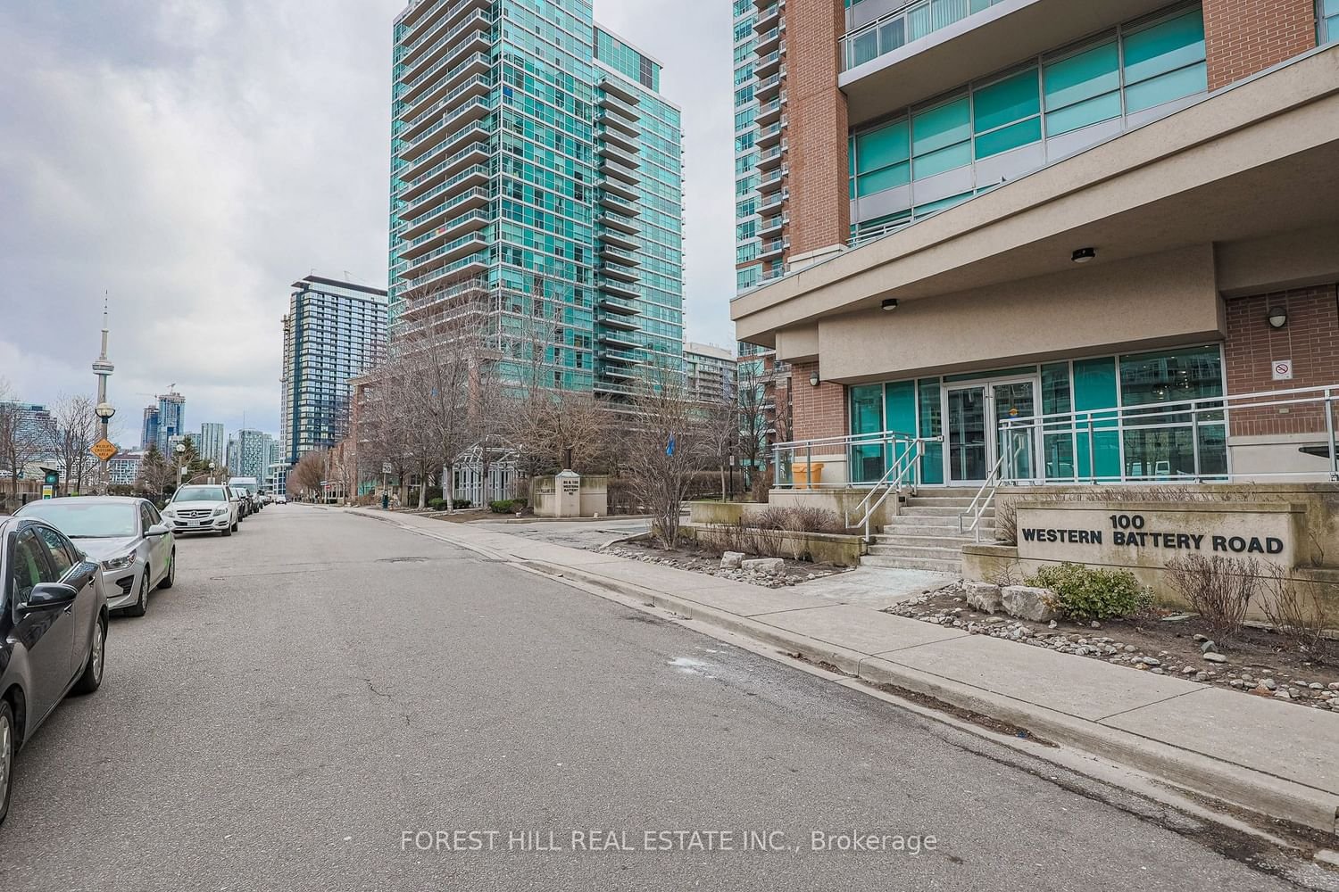 100 Western Battery Rd, unit 704 for rent - image #2