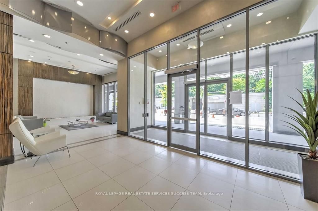 25 Lower Simcoe St, unit 711 for sale - image #5