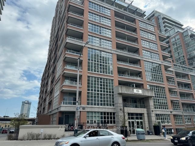 65 East Liberty St, unit 504 for rent - image #2