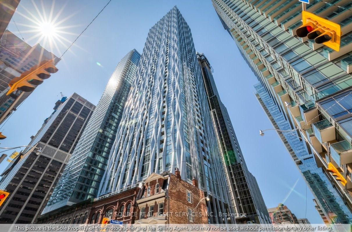 1 Yorkville Ave, unit 3710 for rent - image #19