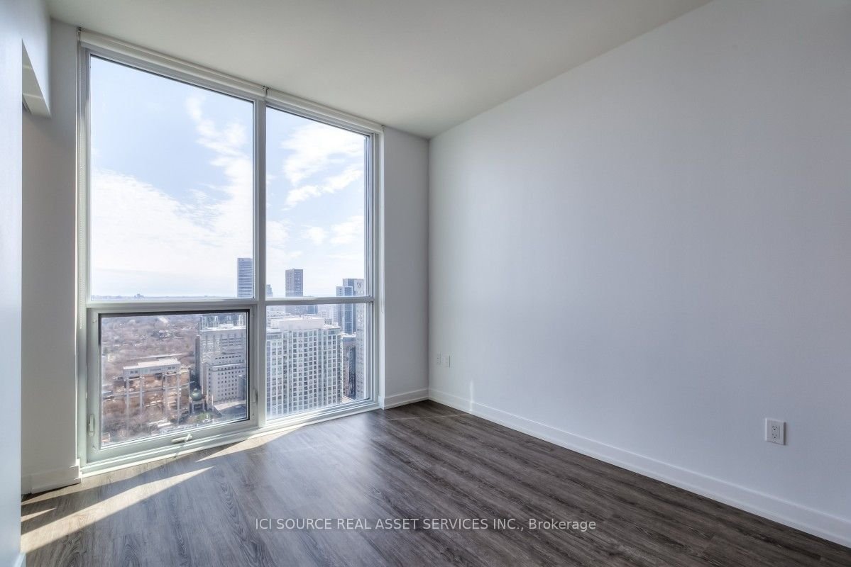 1 Yorkville Ave, unit 3710 for rent - image #2