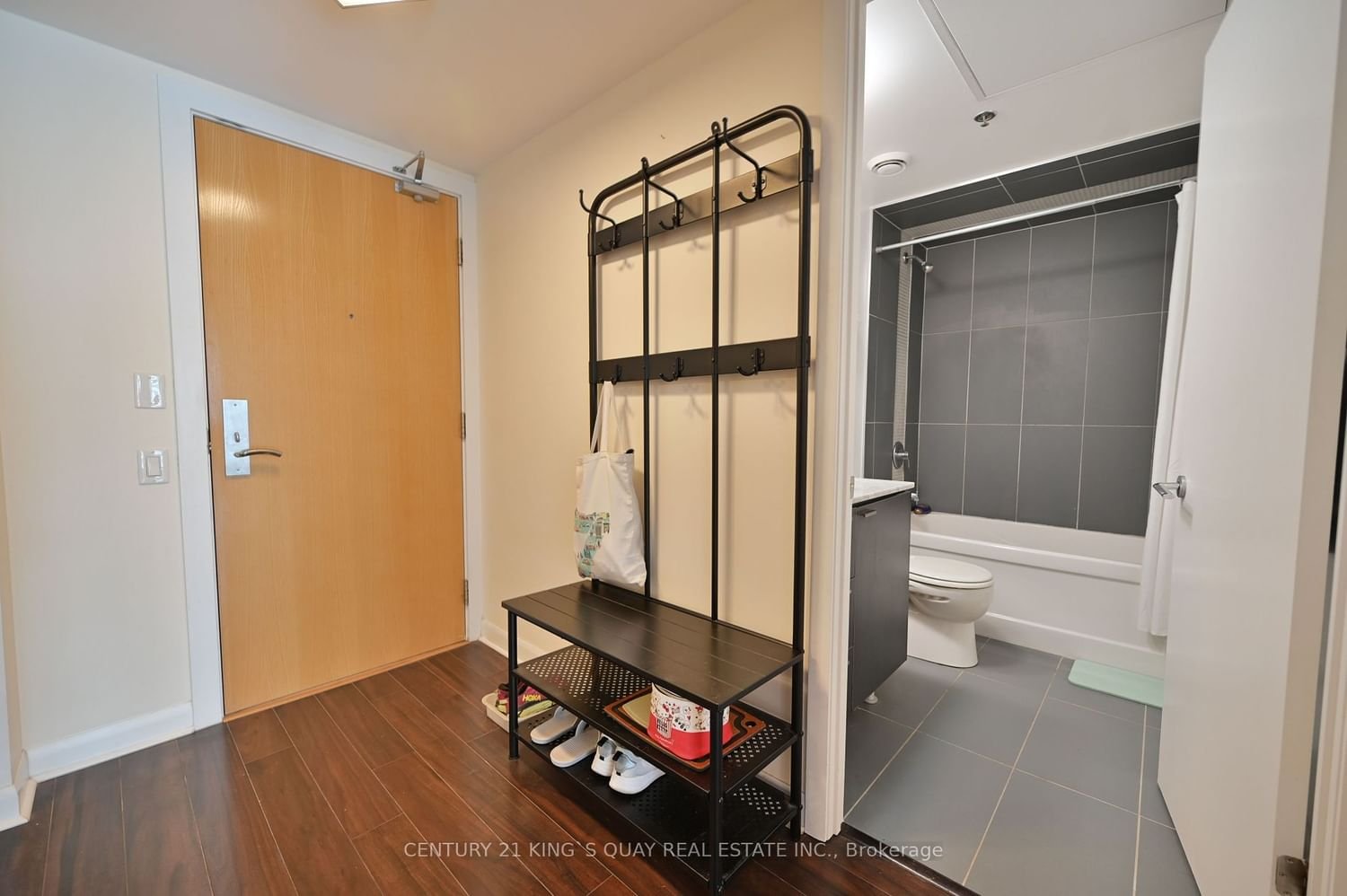 375 King St W, unit 2908 for rent - image #3