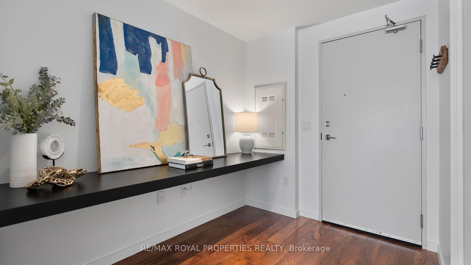 32 Trolley Cres, unit 716 for sale - image #5