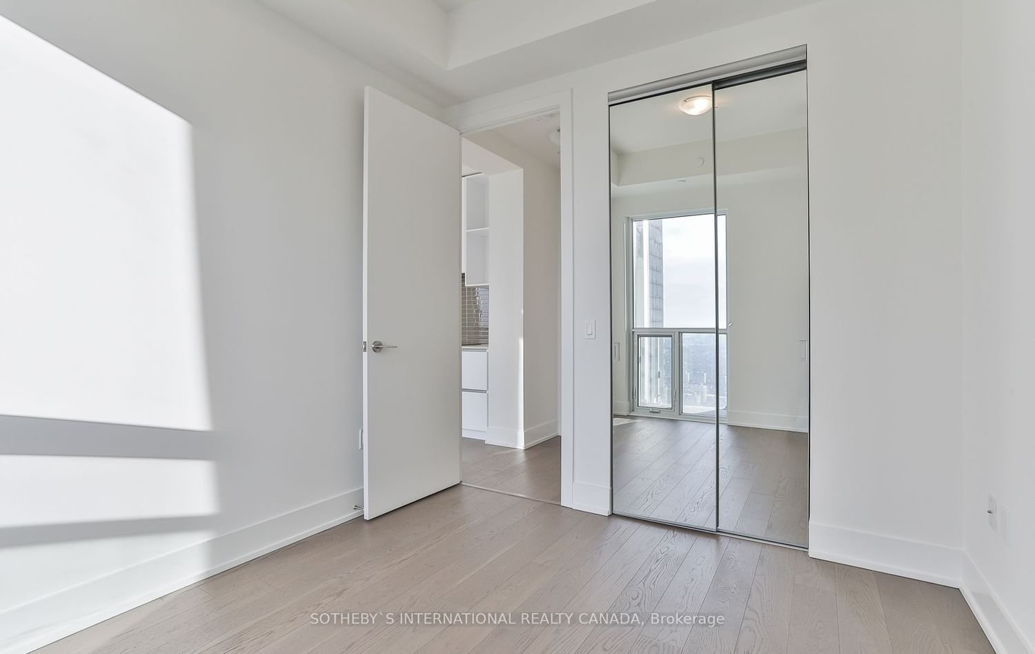 1 Yorkville Ave, unit 5503 for rent - image #23