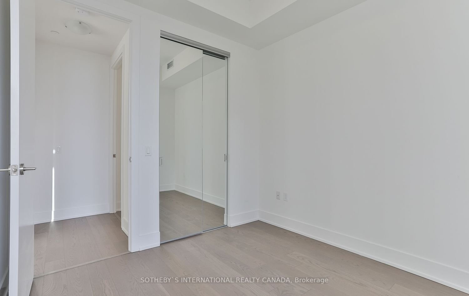 1 Yorkville Ave, unit 5503 for rent - image #24