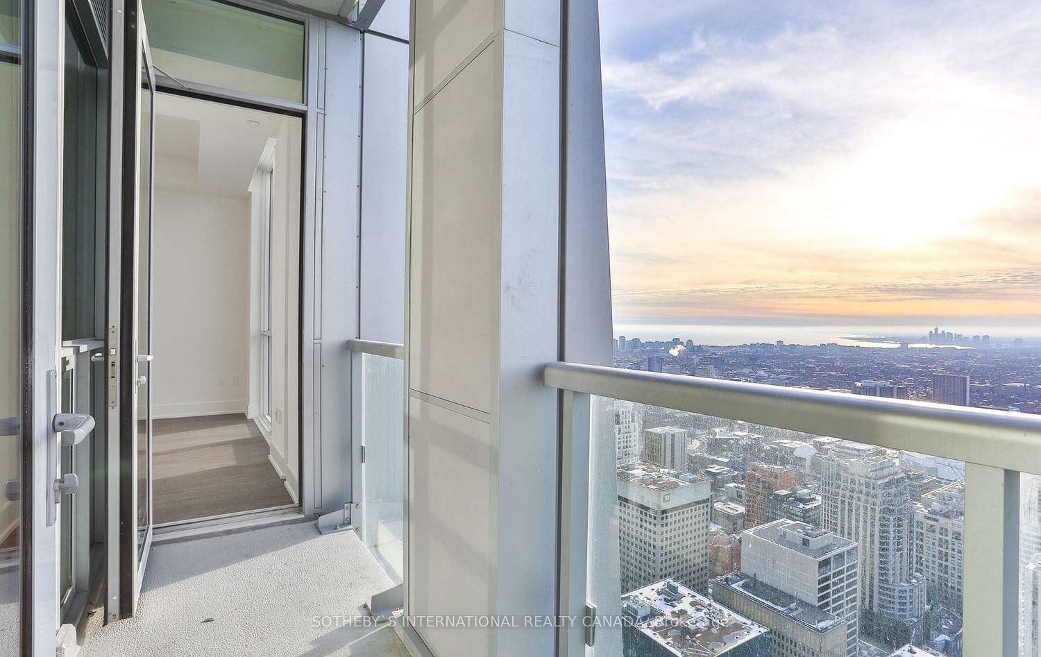 1 Yorkville Ave, unit 5503 for rent - image #33