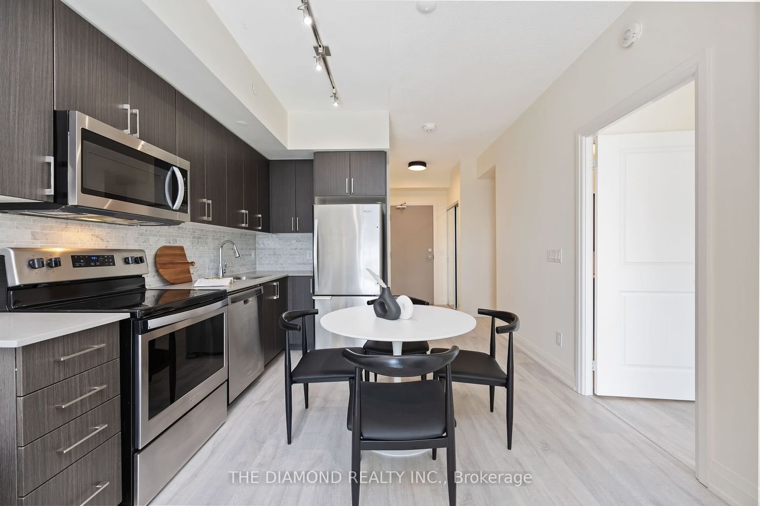 591 Sheppard Ave E, unit 1016 for rent - image #9
