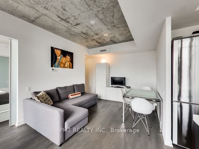 461 Adelaide St W, unit 836 for rent - image #10