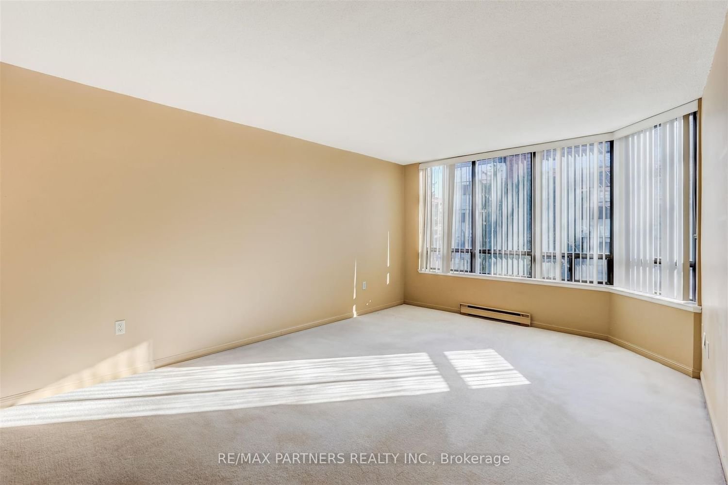255 The Donway W, unit 220 for rent - image #16