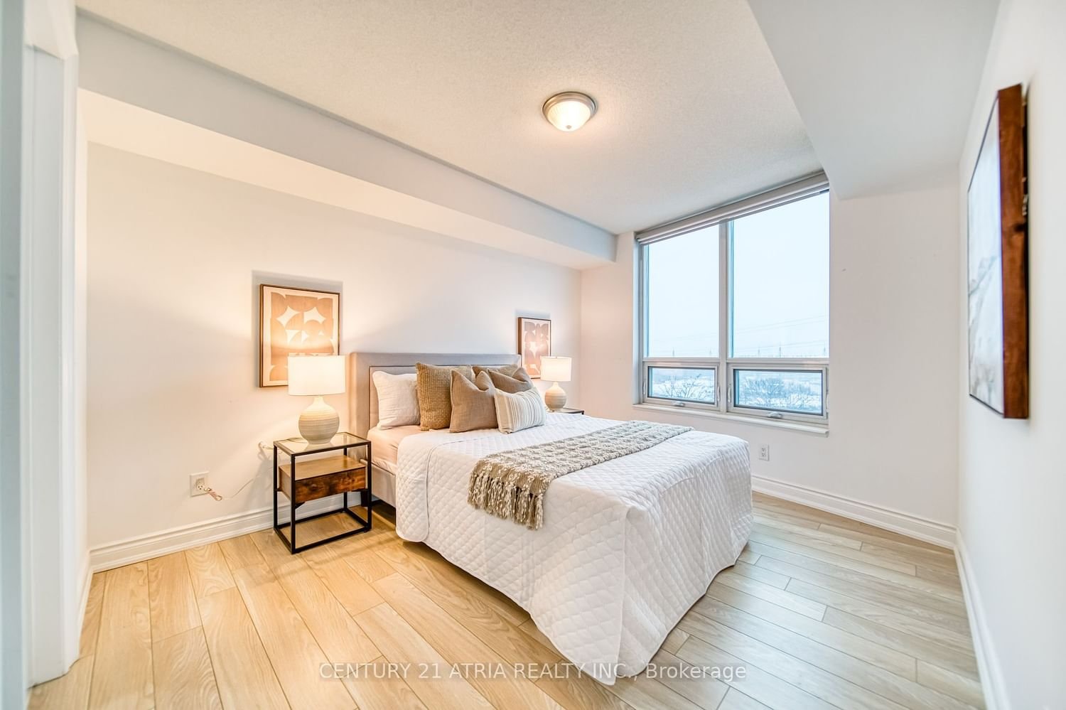 25 Greenview Ave, unit 620 for sale - image #7