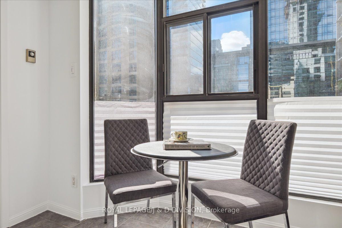 1331 Bay St, unit 504 for sale